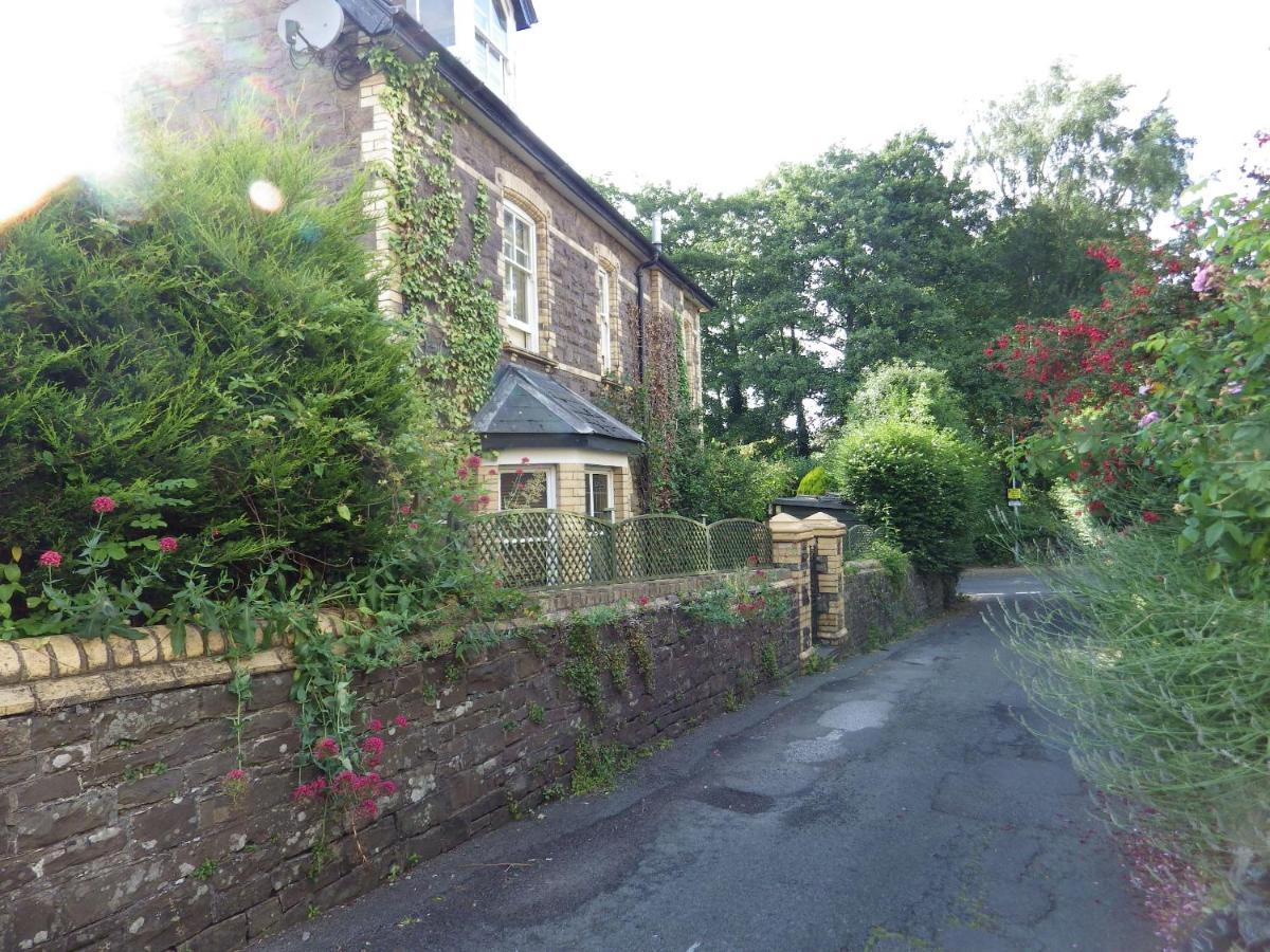 Ryvington Apartments Abergavenny Dış mekan fotoğraf