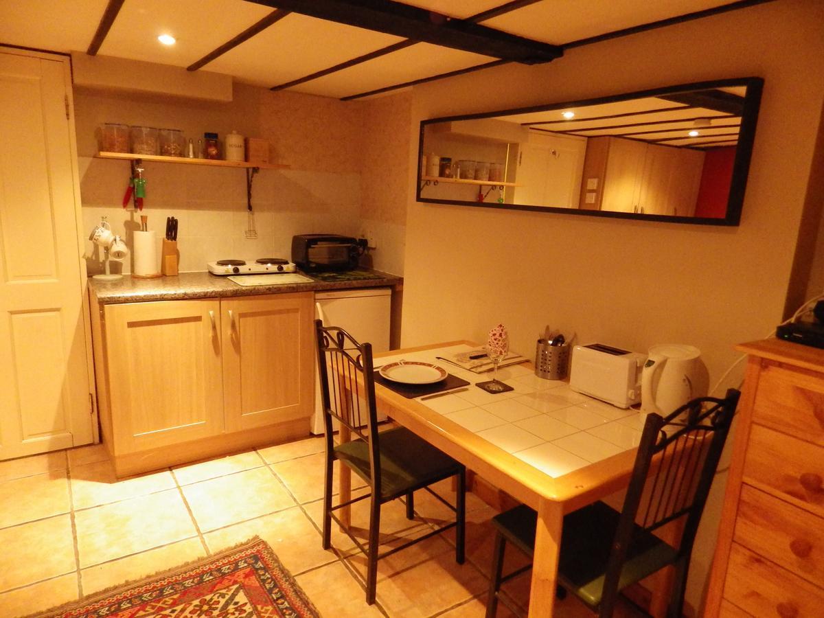 Ryvington Apartments Abergavenny Oda fotoğraf